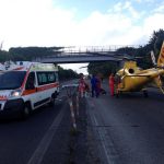Incidenti stradali: auto giù dal viadotto, un morto e un ferito