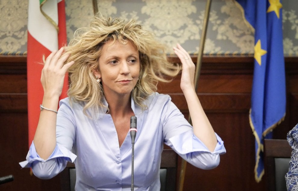 Lezzi: “Sud, attenzione politica negata per troppi anni”