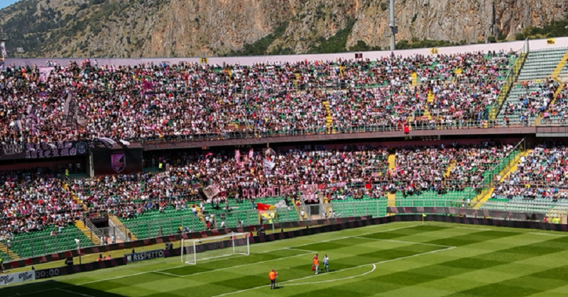 Figc, “Palermo escluso dalla Serie B per inadempienze, ripescato il Venezia”