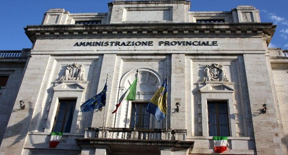 Le ex Province nel pantano politico-istituzionale dopo anni di annunci spot, chiacchiere e pasticci