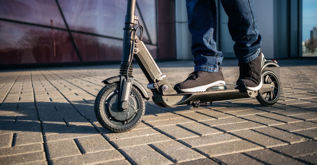 Via libera ad hoverboard e monopattini