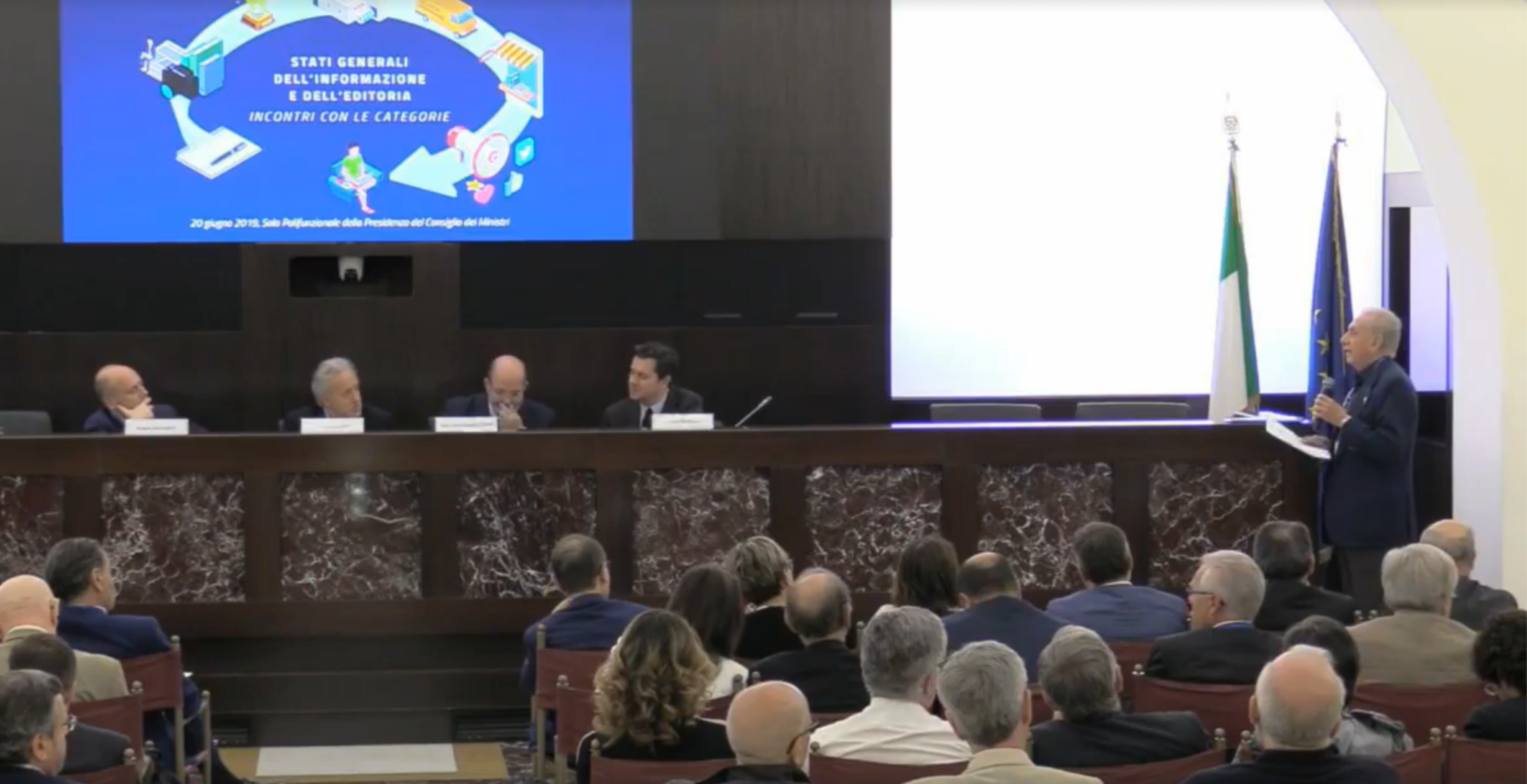 Editoria, eliminare le anomalie nel sistema che creano disparità