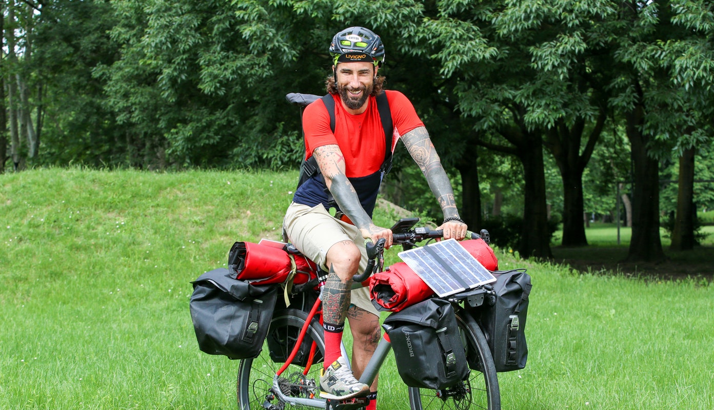 Un lungo viaggio in bici per scoprire il Paese e le tante bellezze custodite nelle nostre città Un lungo viaggio in bici per scoprire il Paese e le tante bellezze custodite nelle nostre città