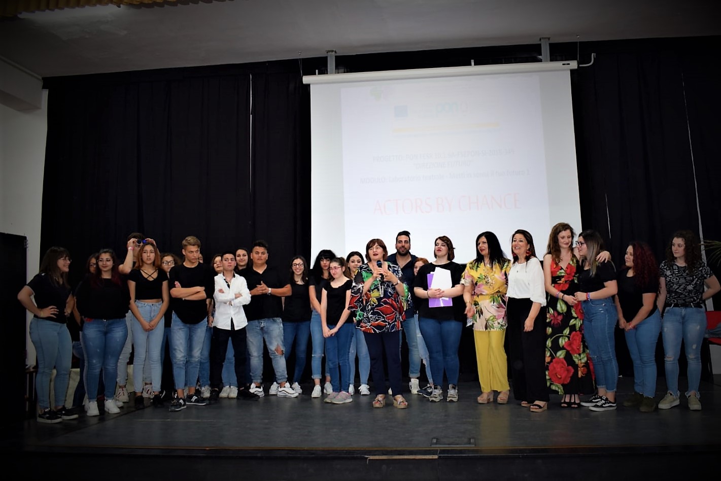 Cinema: “Ciò che non ti ho detto”, set l’Istituto superiore di Riposto