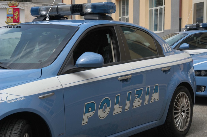 Palermo, sequestrato e rapinato giovane 20enne a Borgo Nuovo