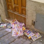 Trapani sommersa dalla carta, stop al volantinaggio selvaggio