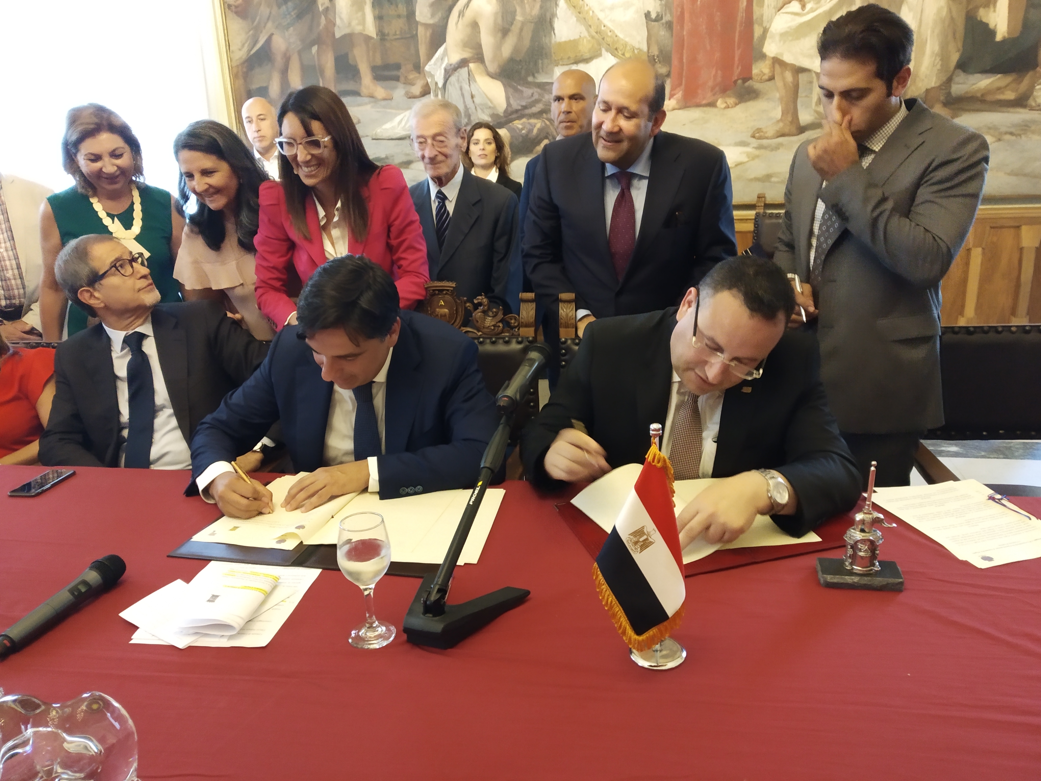 Dall’Etna alle Piramidi: Catania-Alessandria, accordo per la pace pensando a Giulio Regeni