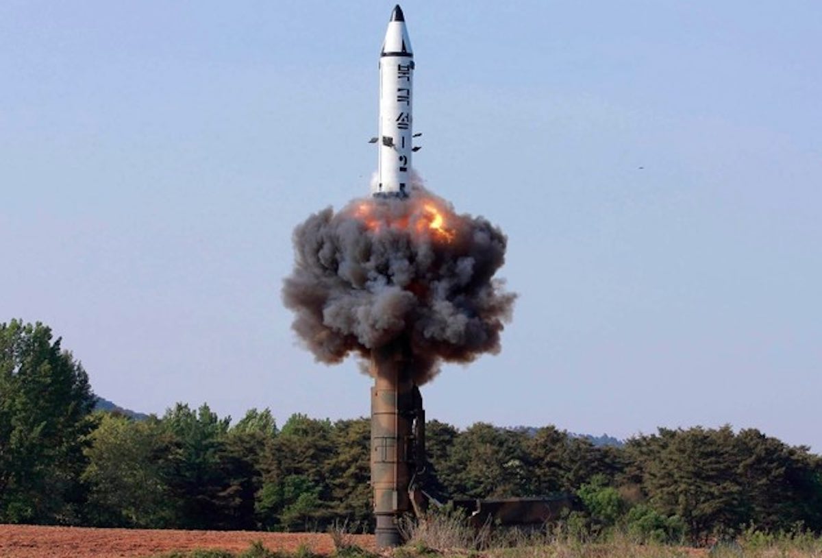 La Corea del Nord ha lanciato in mare un “proiettile non identificato”