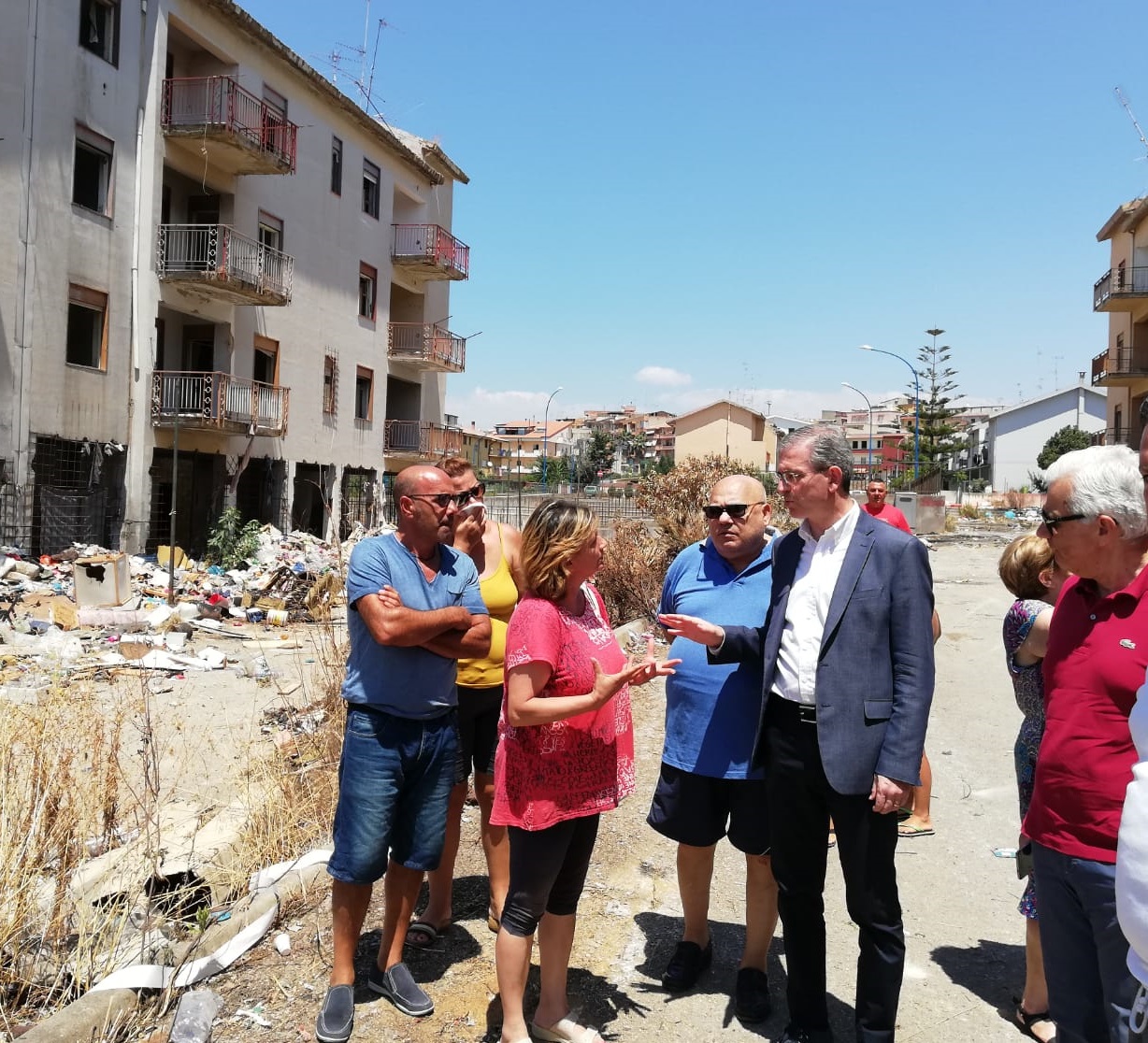 Largo Martiri di via Fani: dopo Ferragosto via alla demolizione degli immobili a rischio