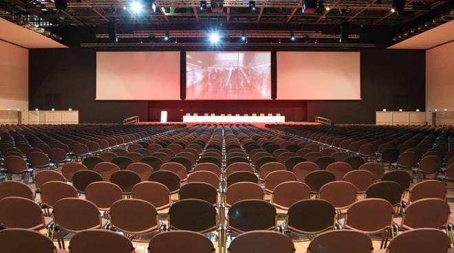 Collegamenti e infrastrutture zavorra per il turismo congressuale in Sicilia