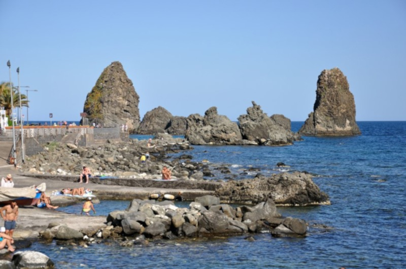 Rientrato l’allarme sui rischi per la salute ma per un mare limpido serve il collettore