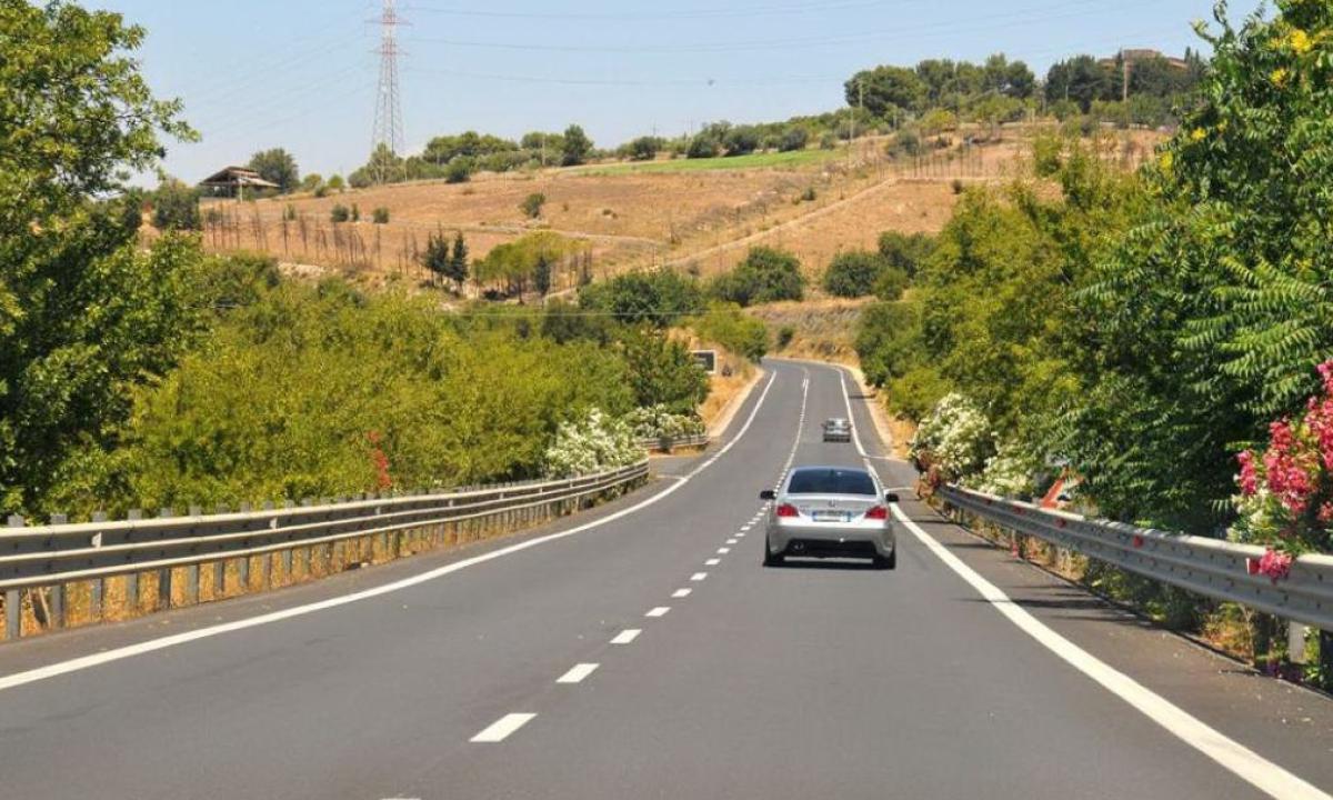 Autostrada Ragusa-Catania, aggiudicati lotti appalto. Schifani-Aricò: “Passo avanti importante” 