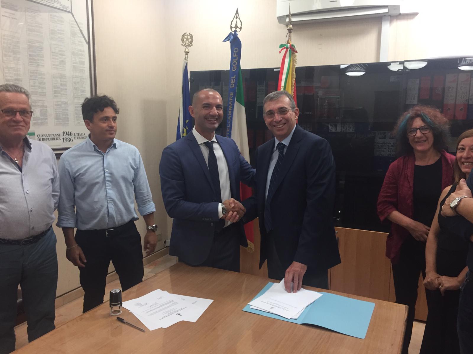 Castellammare del Golfo, si allarga la già eterogenea giunta di governo