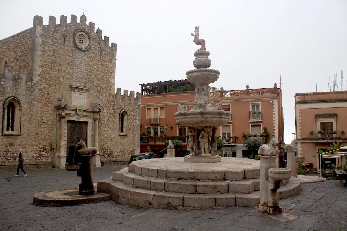 Stagione in calo a Taormina dopo il boom di turisti dello scorso anno Stagione in calo a Taormina dopo il boom di turisti dello scorso anno