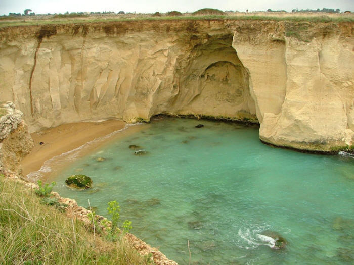 Goletta Verde sulle coste siracusane “Negato il diritto a un mare pulito”