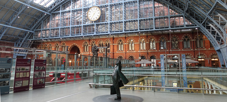 Le stazioni ferroviarie più iconiche d’Europa selezionate per gli appassionati e per i curiosi Le stazioni ferroviarie più iconiche d’Europa selezionate per gli appassionati e per i curiosi