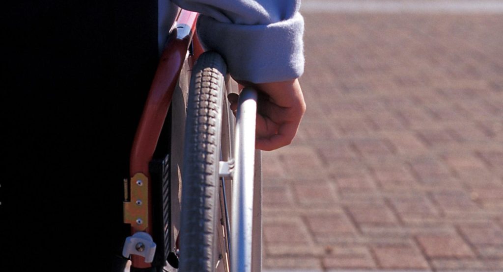 Disabili, bonus e agevolazioni 2023: quali sono e come richiederli