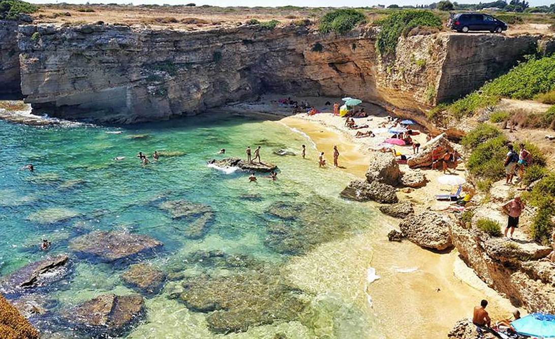 Stagione balneare a Siracusa: si “riparte” con pochi bagnini e spiagge pulite in ritardo