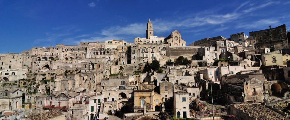 Il boom turistico di Matera tra Cultura e James Bond
