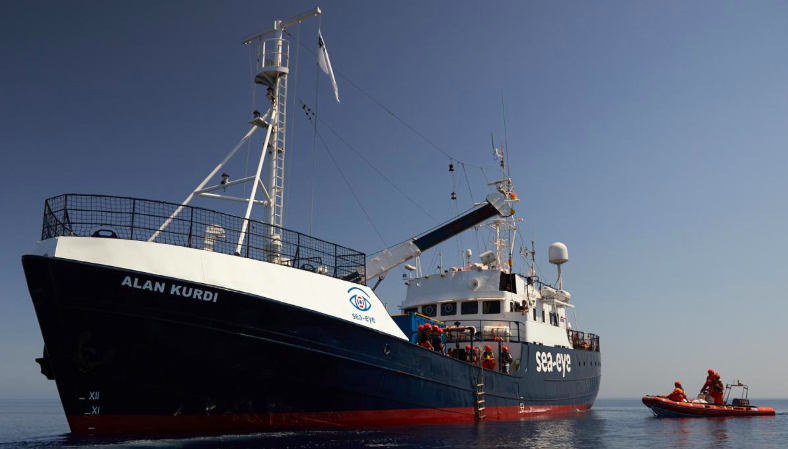 Migranti, Sea Eye, “Insopportabile disputa”