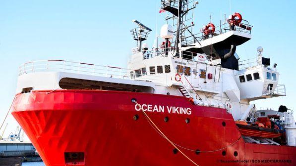Ocean Viking, nuovo salvataggio a sud della Sicilia: imbarcate 73 persone