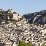 L’assessore alle Infrastrutture Marco Falcone in visita nei comuni di Pozzallo e Scicli