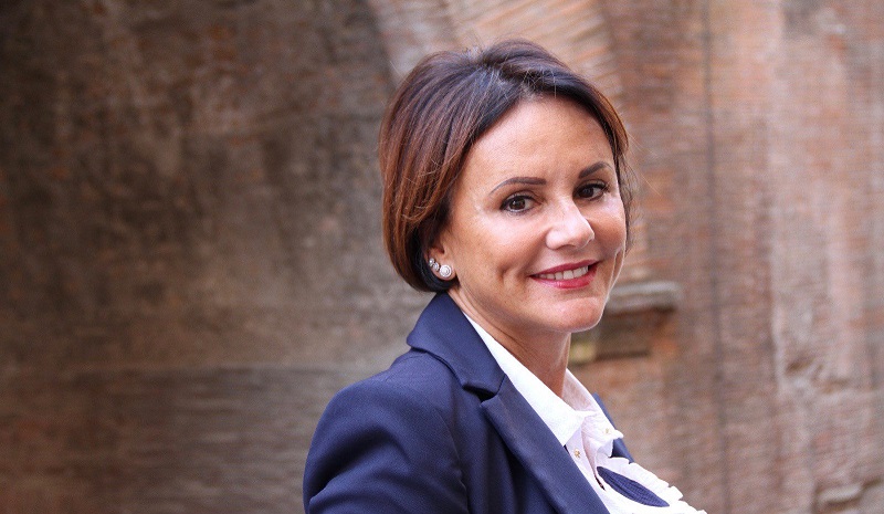 Doppia indennità, condannata Simona Vicari Doppia indennità, condannata Simona Vicari