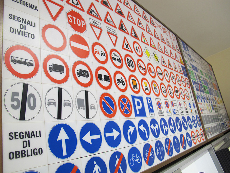 Scuole guida, cambia l’orientamento  dell’amministrazione: si applica l’Iva