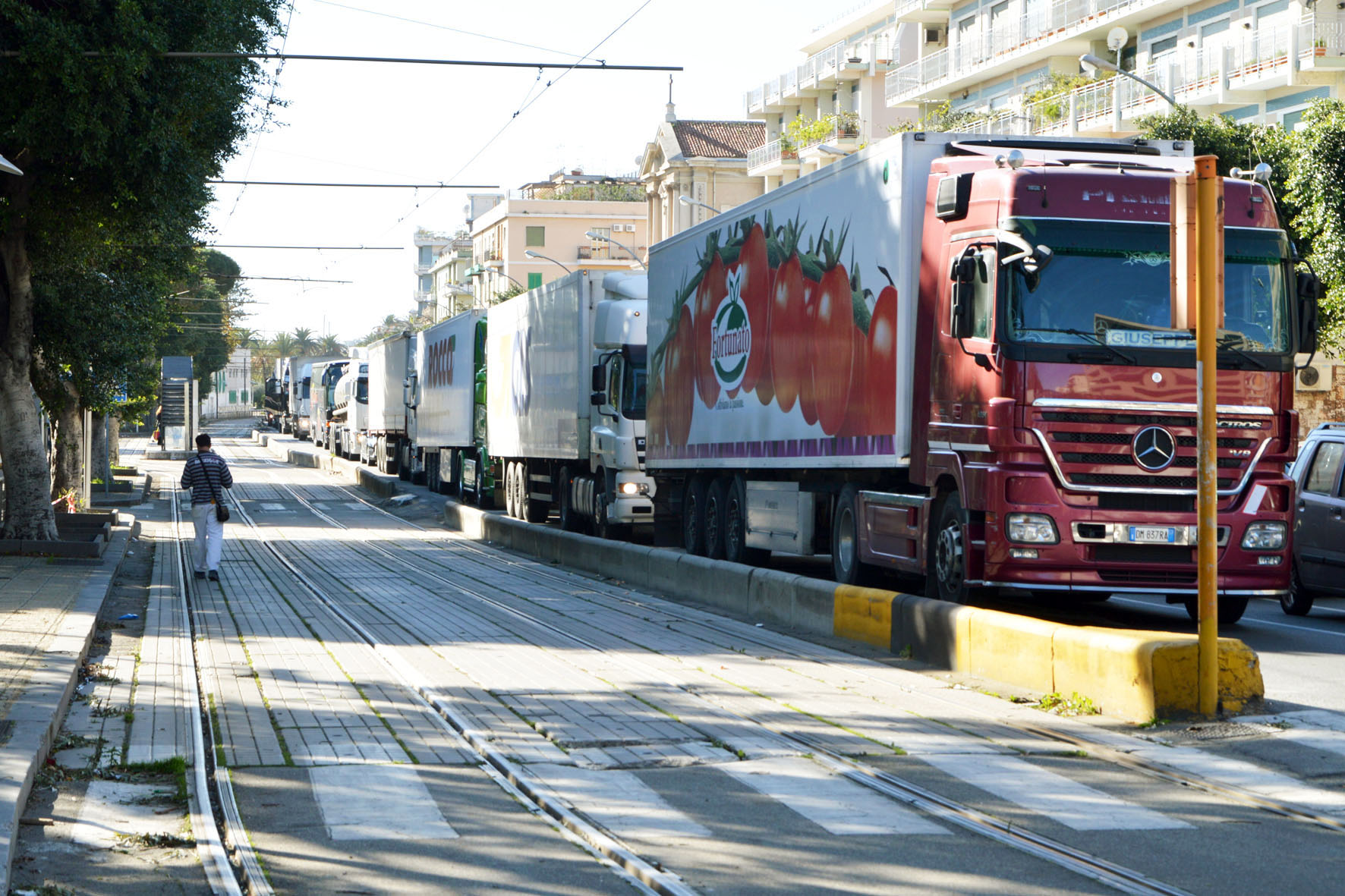 Il Comune cerca ancora una soluzione per i danni dei tir alle strade cittadine