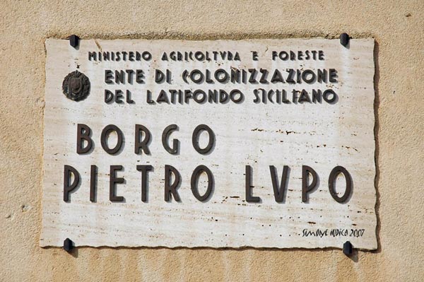 Regione, per Lupo, Musumeci vuol resuscitare i borghi fascisti Regione, per Lupo, Musumeci vuol resuscitare i borghi fascisti