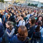 Adolescenti italiani, l’allarme dell’Iss “Mangiano male e fanno poco movimento”