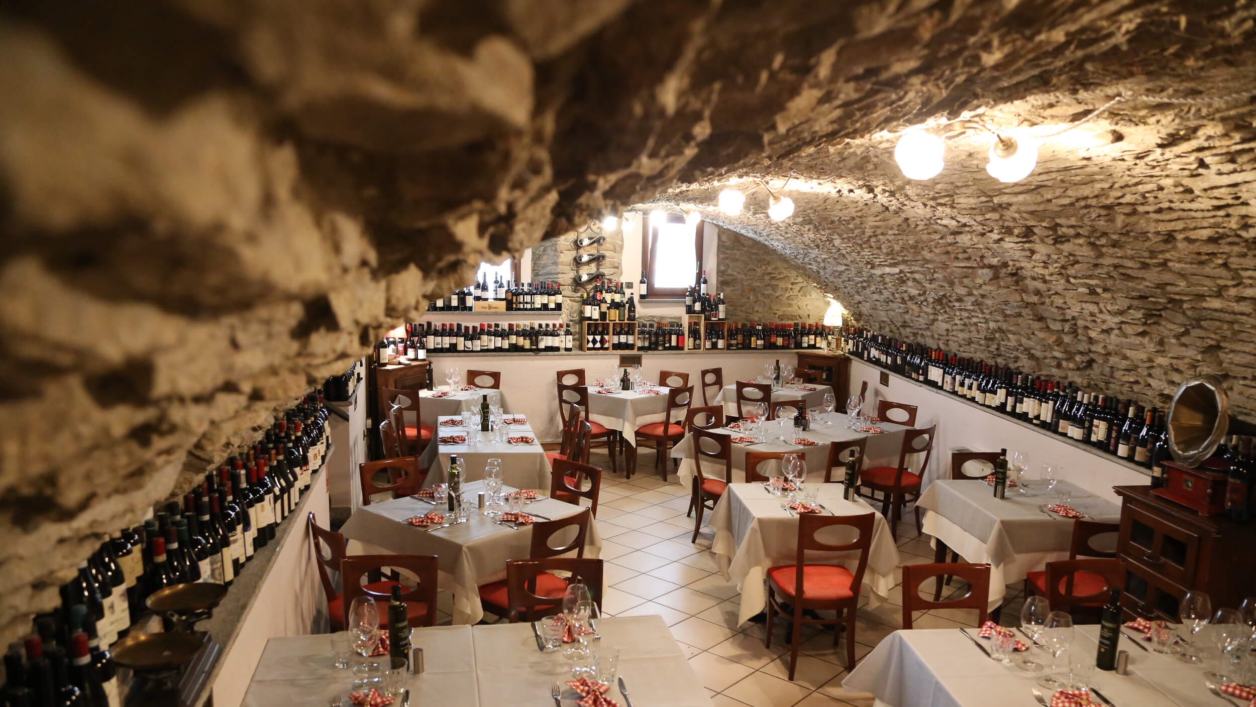 Palazzolo Acreide, il borgo delle osterie