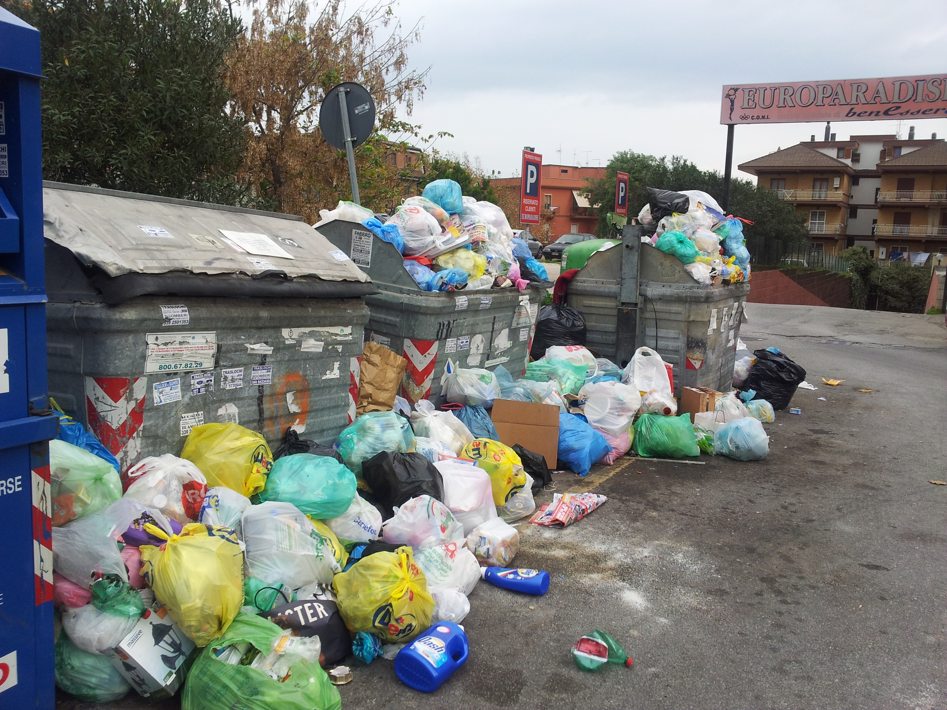 Continua lo scontro su contrada Muglia e sul discusso progetto per la discarica