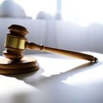 Investì e uccise la figlia: 87enne ai domiciliari