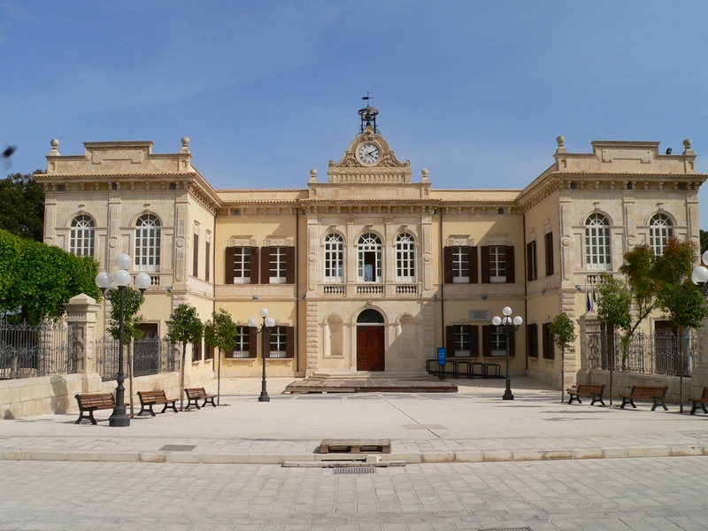 Pozzallo, dipendenti comunali rivendicano buoni pasto, integrazioni orarie e contratti Pozzallo, dipendenti comunali rivendicano buoni pasto, integrazioni orarie e contratti