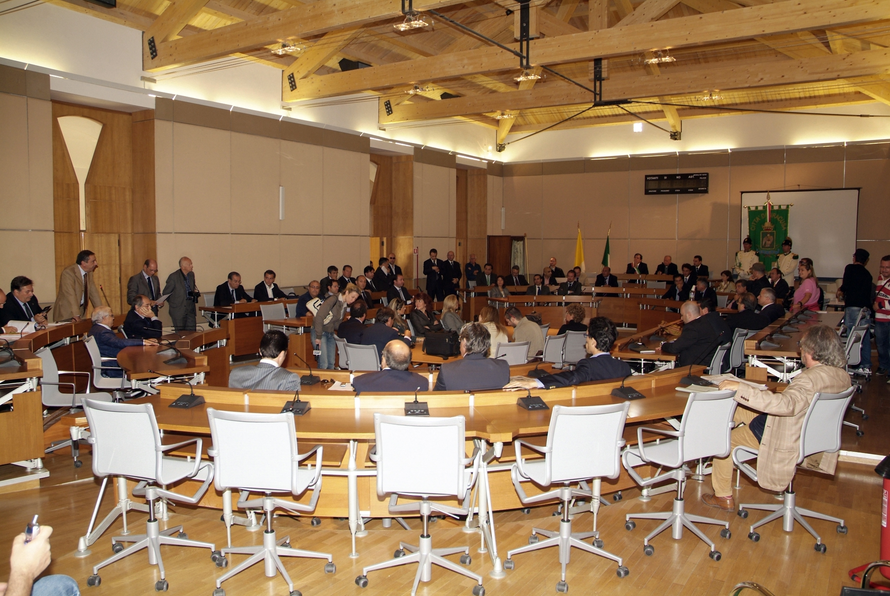 Bilancio consuntivo 2018, seduta slittata, il voto per la salvezza sarà l’8 novembre Bilancio consuntivo 2018, seduta slittata, il voto per la salvezza sarà l’8 novembre