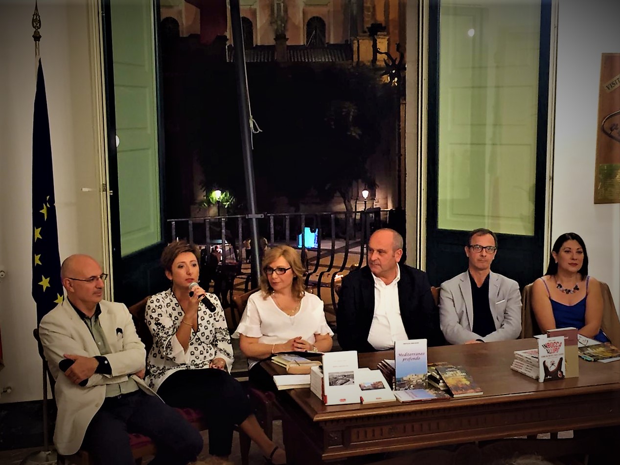 Libri, conclusa la quarta edizione di “Autori in divisa”