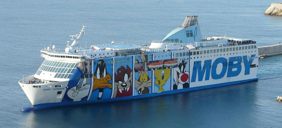 Migranti, bando per nave-quarantena, tre interessati