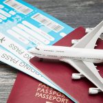 Prezzi, Assoutenti, voli da salasso: biglietti per Grecia e Spagna come New York