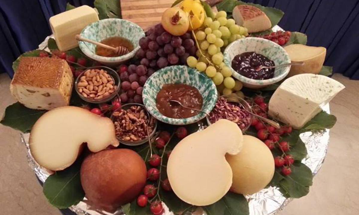 Estate 2023: cibo come souvenir per 1 italiano su 2