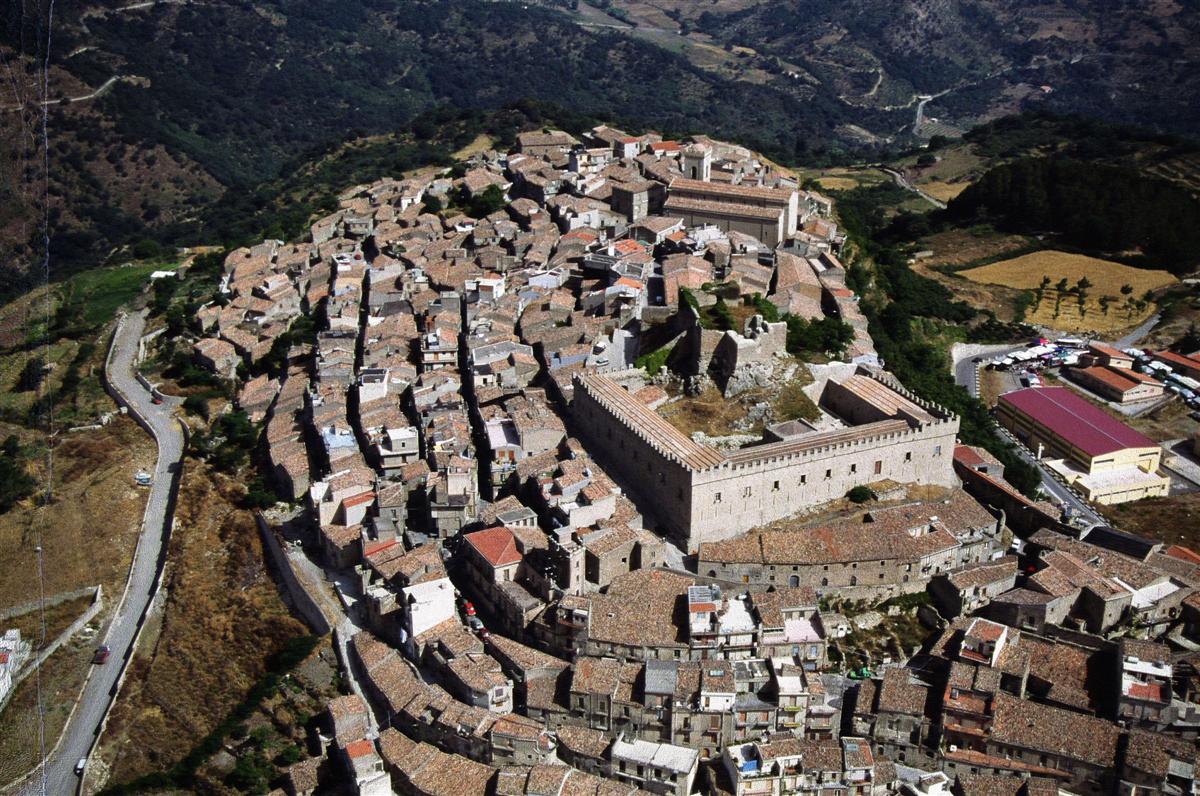 Turismo, il miracolo Puglia e la svogliata Sicilia