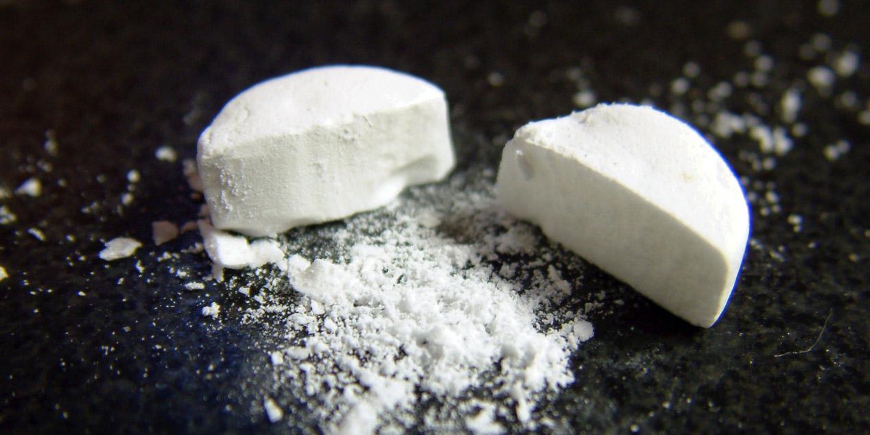 Farmaci, dividere o frantumare le compresse? Gli errori da non fare Farmaci, dividere o frantumare le compresse? Gli errori da non fare