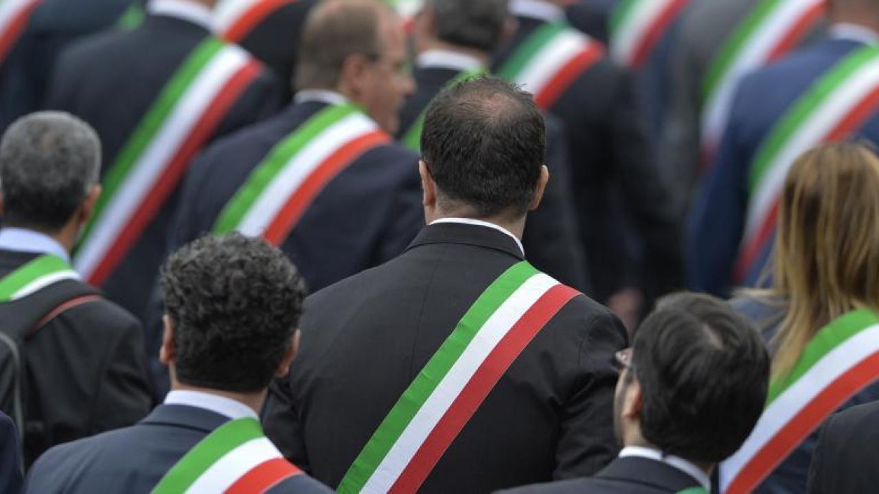 Comuni siciliani, 250 sindaci minacciano dimissioni in massa