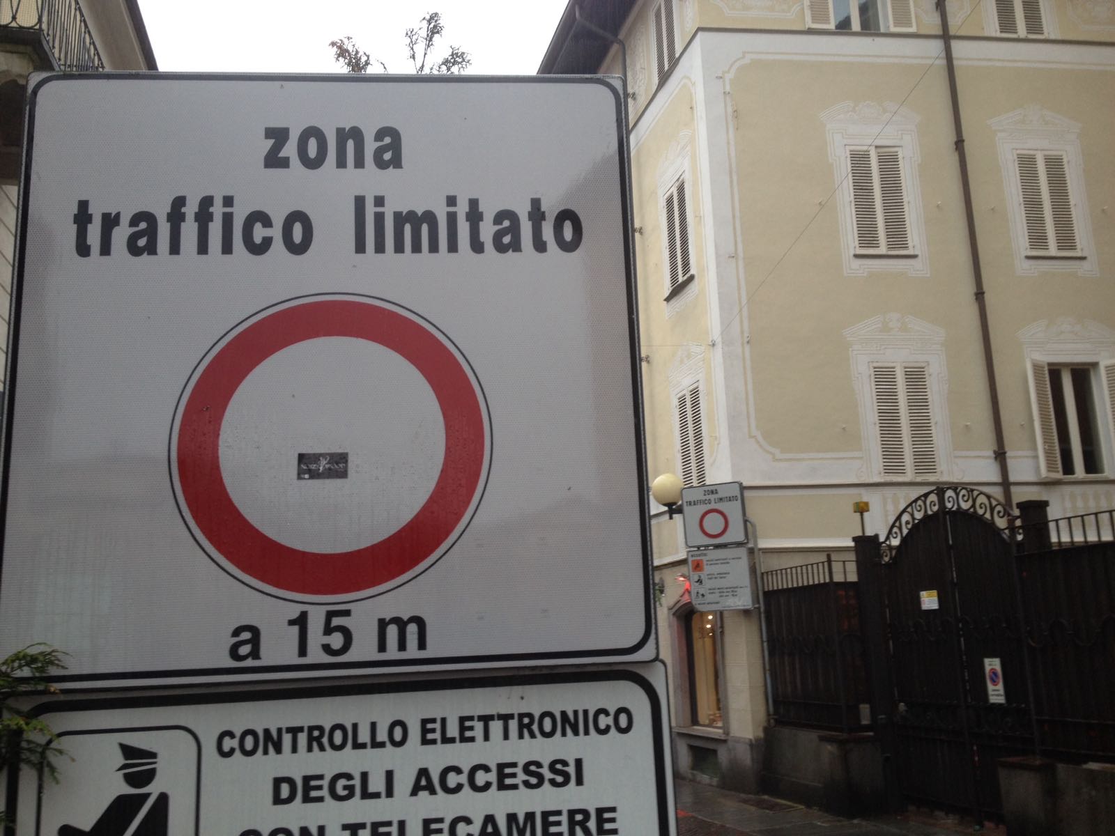 La Ztl anche di notte a Palermo