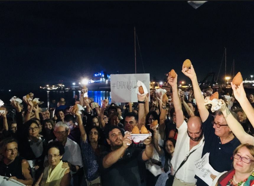 Galleria foto 'Sardine siciliane, un autentico boom sui social media' - foto 13