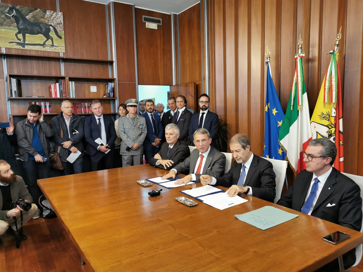 Galleria foto 'Costa in Sicilia fa i conti con i nostri disastri ambientali﻿' - foto 2