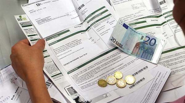 Truffe luce e gas, danni per migliaia di euro