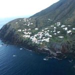 Isole minori, l’appello  di Ginostra al governatore Musumeci