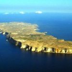 Vaccini, protesta a Lampedusa, richieste dosi per le isole minori