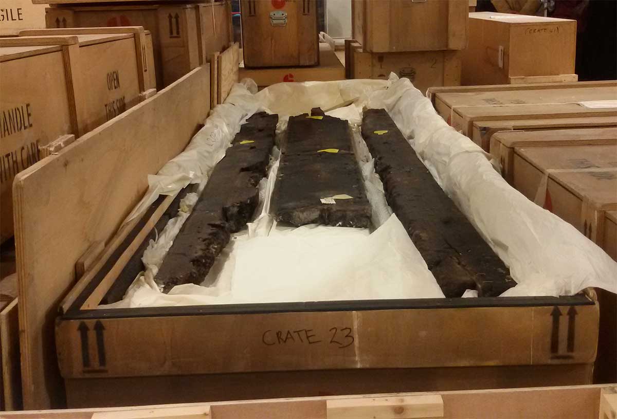 A Gela è scontro sulla nave greca